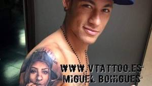 El tatuaje de Neymar refleja el amor por su hermana.
