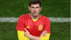 Iker Casillas se podría marchar de la selección de España en medio de la polémica con Vicente del Bosque.
