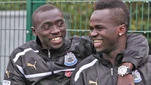 Papiss Cissé y Cheick Tioté son los jugadores africanos que tiene el Newcastle.