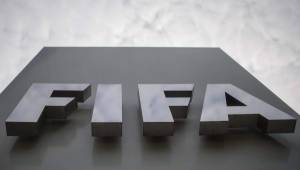 Cámara de Investigación del Comité de Ética tomó la determinación de inhabilitar temporalmente a los directivos de FIFA arrestados en Suiza.