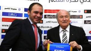 El príncipe jordano Ali bin al Husein será rival de Blatter en las próximas elecciones.
