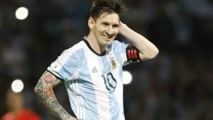 Leo Messi se lesionó en el juego amistoso de Argentina ante Honduras.