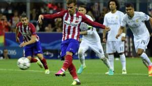 Antoine Griezmann falló un penal en el minuto 47, pese al error, fue de los mejores del Atlético.