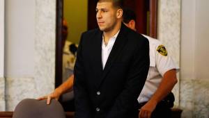 Aaron Hernández tiene 25 años y pasará el resto de su vida en la cárcel al ser hallado culpable de homicidio.