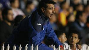 Diego Vázquez no podrá dar indicaciones desde el sector de silla, en este juego ante Honduras Progreso.