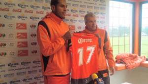Edddie Hernández usará la camiseta con el dorsal número 17. (Foto: Twitter de Correcaminos)