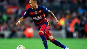 Neymar no se mueve del Barcelona, asegura su vicepresidente.