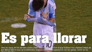 El titular del periódico deportivo Olé de Argentina este domingo por la noche.