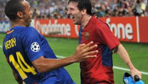 Thierry Henry compartió con Messi en su época como jugador del Barcelona.