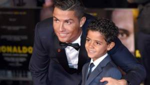 El portugués Cristiano Ronaldo ya tiene un hijo, el cual nació en 2010.