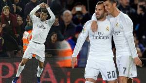 Cristiano Ronaldo al celebrar el gol que le dio el triunfo al Real Madrid sobre el Barcelona.