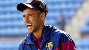 Neymar se quedará con el Barcelona hasta 2021.