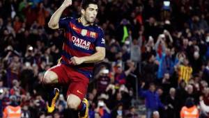 Luis Suárez ha tenido una noche mágica en el Camp Nou al anotar otros cuatro goles.