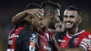 Al minuto 52 del juego Roger Rojas anotó el tercer gol de Alajuelense.
