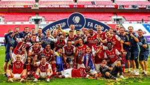 El Arsenal se coronó campeón de la FA Cup tras vencer 2-1 al Chelsea.