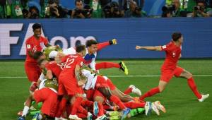 Inglaterra echó en octavos de final a Colombia y se clasifica a cuartos. FOTOS AFP