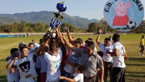 Los Mamas son campeones de la Liga Mayor de la Entrada, Copán.