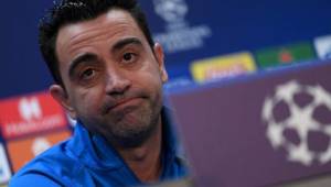 Xavi en su primera rueda de prensa en Champions como entrenador del FC Barcelona.