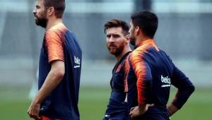 Gerard Piqué cree que Messi no da la cara en momentos difíciles del FC Barcelona, según reveló Eduardo Inda.