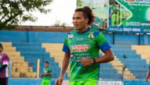 Rambo de León no tuvo fortuna en el fútbol de El Salvador. (FOTO: Cortesía Rómulo Guzmán/Pasión Limeña)