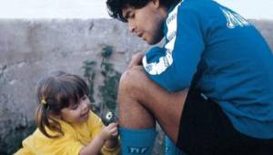Con esta imagen, Dalma recordó a Diego Maradona, su padre, y le hizo un pedido muy especial.