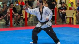 Guillermo Erazo le da una medalla de oro más a Honduras. Esta vez con récord incluido.