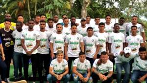 En Platense presentó hoy a su plantilla para el Apertura 2021. Está plagada de muchos jóvenes y llena de ilusión.