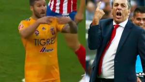 El momento en el que Tomás Boy y André-Pierre Gignac cruzaban palabras. El técnico le repetía una y otra vez 'soy el número uno'.