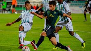 El hondureño Jonathan Rubio jugó los últimos 24 minutos en el empate del Tondela 1-1 con Moreira en Portugal.