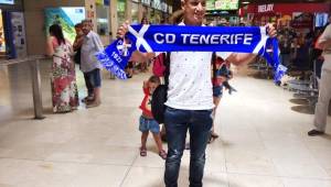 Bryan Acosta llegó a España para unirse al Tenerife. Foto cortesía @radioclubSER