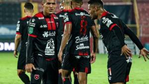 Alajuelense no pudo disputar su partido del lunes debido a que el Ministerio de Salud ordenó la cancelación de partidos por el incremento de Covid-19.