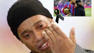 Ronaldinho llora el fallecimiento de su mamá, quien murió por culpa del Covid.