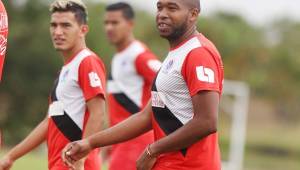 El mediocampista hondureño Wilson Palacios ya está en condiciones para jugar repechaje anuncia el entrenador del Olimpia, Nahún Espinoza. Foto Juan Salgado