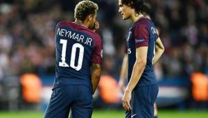 Edinson Cavani y Neymar han generado gran polémica en Francia al momento de lanzar los penales.