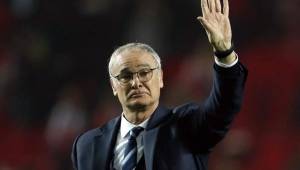 Claudio Ranieri guió al Leicester City a su primer título de Premier League. Este jueves fue destituido tras malos resultados. Foto EFE