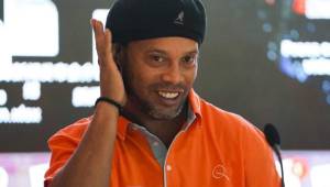 Ronaldinho aún se encuentra en prisión domiciliaria en Paraguay por portar identidad falsa.