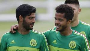 Los amigos están en las buenas y en las malas, Carlos Vela es fiel a esa filosofía.