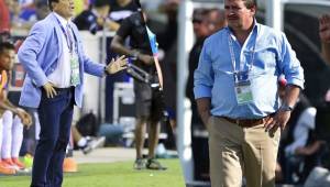 El entrenador de la Selección de Honduras, Jorge Luis Pinto, ha tenido números malos con Honduras, mientras que Machillo Ramírez camina sobresaliente.