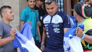 Mario Martínez, volante de la Selección de Honduras, dio la cara ante los medios y sería uno de los cambios que haría Pinto contra Costa Rica. Foto DIEZ