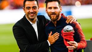 Xavi se rindió nuevamente ante Messi y lo consideró como el número uno en todo.