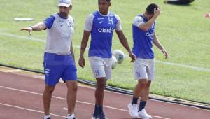 Antony Lozano durante uno de los entrenamientos de la Selección de Honduras en el Estadio Olímpico José de la Paz Herrera.
