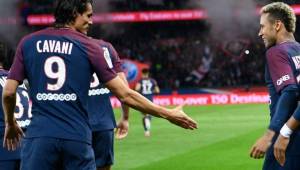 Edinson Cavani y Neymar se han visto un poco fríos a la hora de celebrar goles en el PSG.