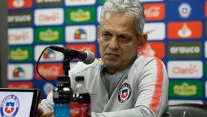 Reinaldo Rueda, técnico de Chile, explotó cuando le preguntaron por rumores de supuestos actos de indisciplina en Copa América.