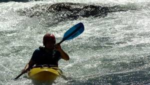 El Rafting es el deporte extremo más practicado en la Cuenca del Río el Cangrejal.
