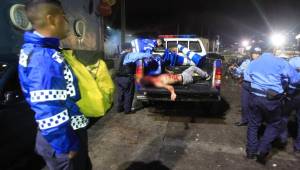 El último incidente violento ocurrió el sábado en las afueras del Nacional donde murieron cuatro aficionados; 2 de Motagua y 2 de Olimpia. Foto Ronald Aceituno