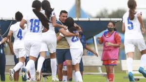 Las chicas de la Sub-17 de Honduras lograron imponerse el el Pre-Premundial jugado en Bradenton, Florida y ahora van por el pase al Mundial de esa categoría.