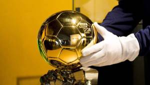El Balón de Oro es el trofeo que se le entrega cada año al mejor jugador del mundo. Cristiano Ronaldo del Real Madrid es el favorito para ganar este jueves.