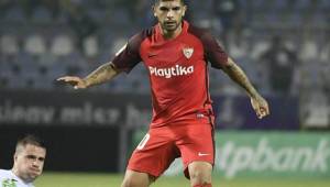 Éver Banega ha sido mencionado en el Barcelona por Abidal.