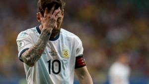 Messi nuevamente fue criticado por su nula actuación con Argentina en la Copa América 2019 frente a Colombia.