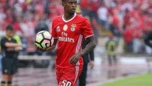 Nelson Semedo tiene 23 años y era jugador del Benfica y también de la selección de Portugal.